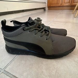 Puma, 8.5 size, khaki sneakers.
